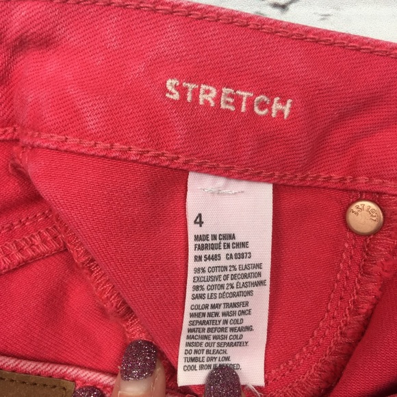 American Eagle Red Stretch Jean Shorts 4 - Picture 6 of 6